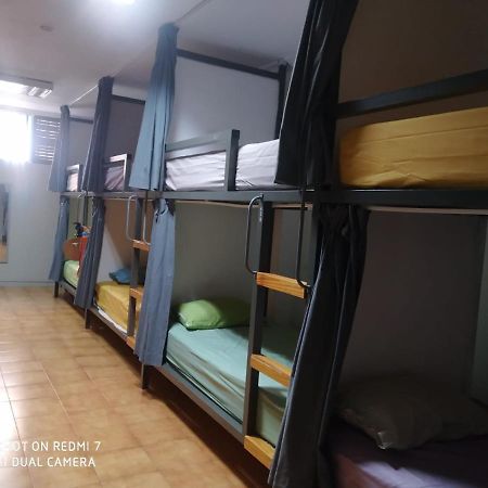 Campobase.Box Hostel El Médano Екстериор снимка