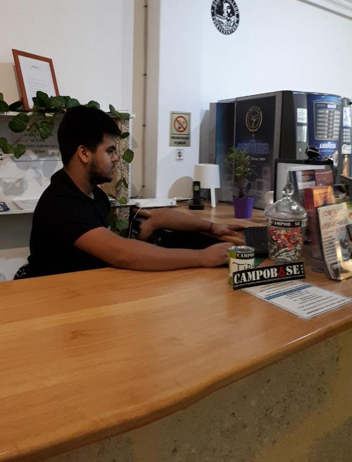 Campobase.Box Hostel El Médano Екстериор снимка