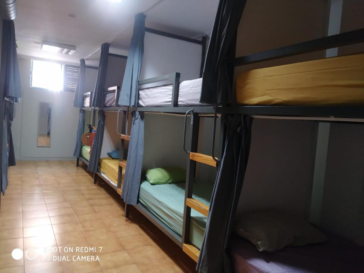 Campobase.Box Hostel El Médano Екстериор снимка