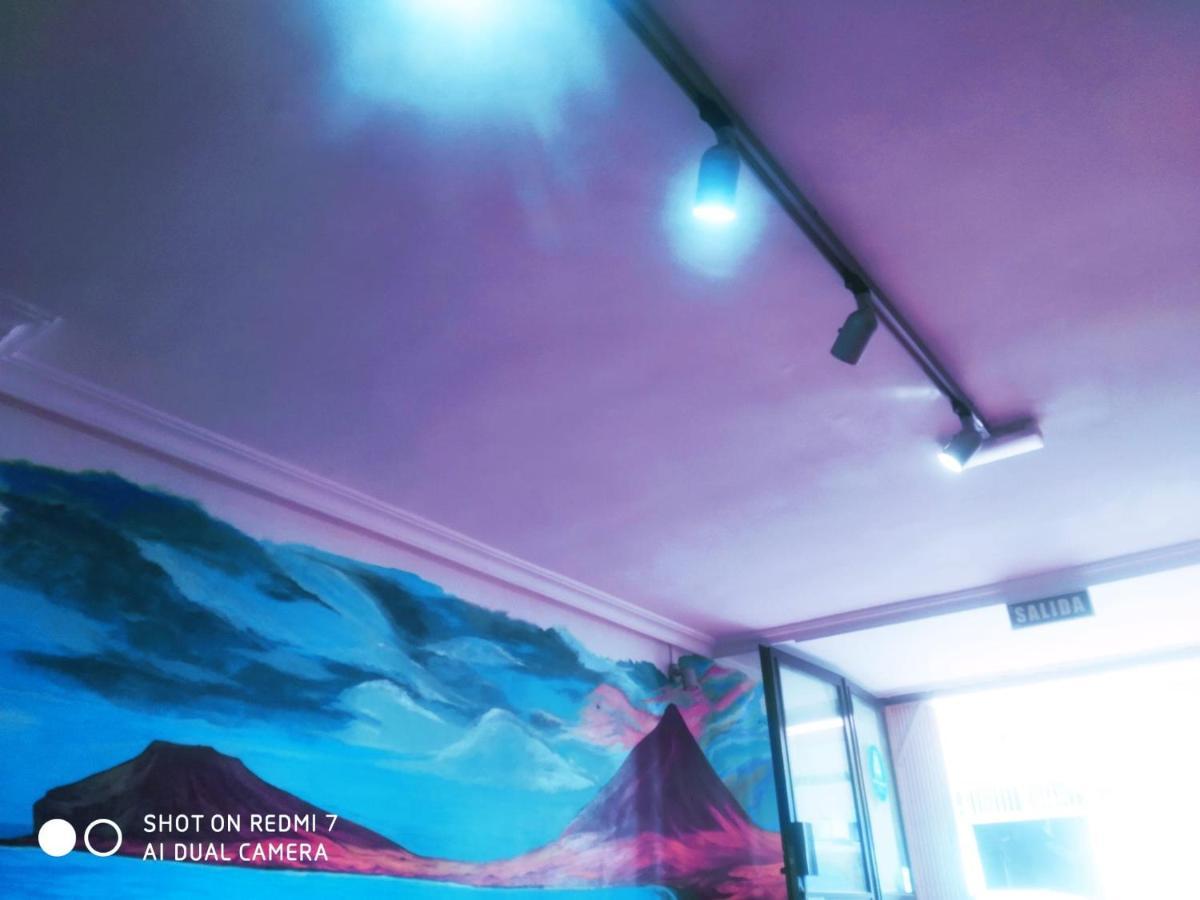 Campobase.Box Hostel El Médano Екстериор снимка
